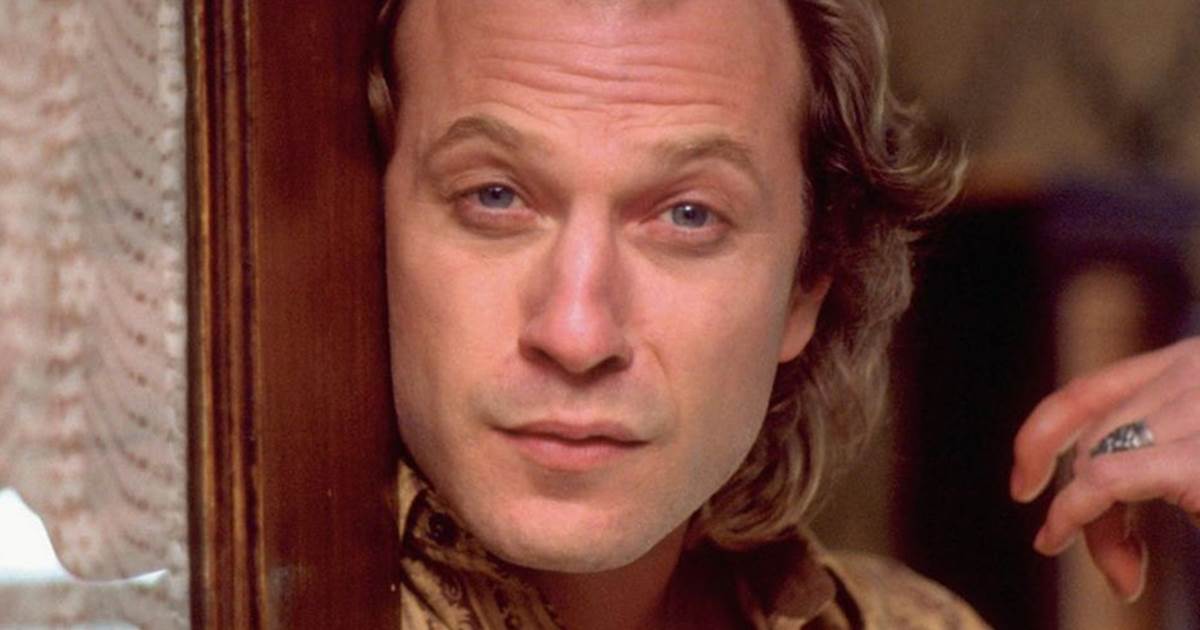 Bufallo Bill from Silence of the Lambs opening his door to Starling.